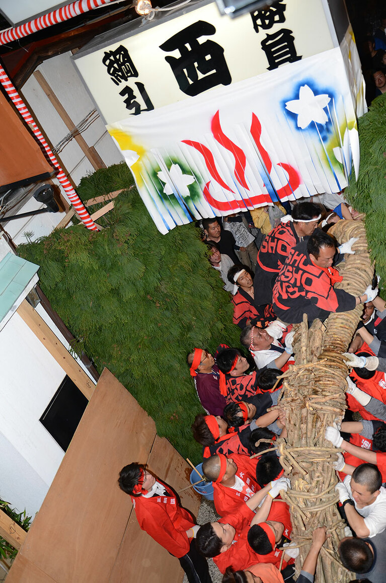 花湯まつり 大綱引き「陣所」。©鳥取県／鳥取県