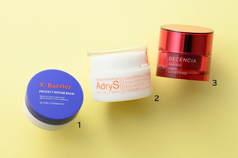 1：紫外線などの外部刺激から徹底プロテクト。エクスバリア プロテクトリペアバーム 20g 各3,850円／ドクターフィル コスメティクス 
2：ヘパリン類似物質配合で肌をしっかり保湿。アドライズ アクティブクリーム ［医薬部外品］30g 4,400円／大正製薬 
3：積極的ケアする信頼の敏感肌ブランド。アヤナス クリーム コンセントレート 30g 6,050円／ディセンシア