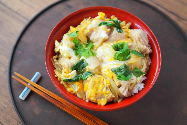 とろたま親子のっけ丼。