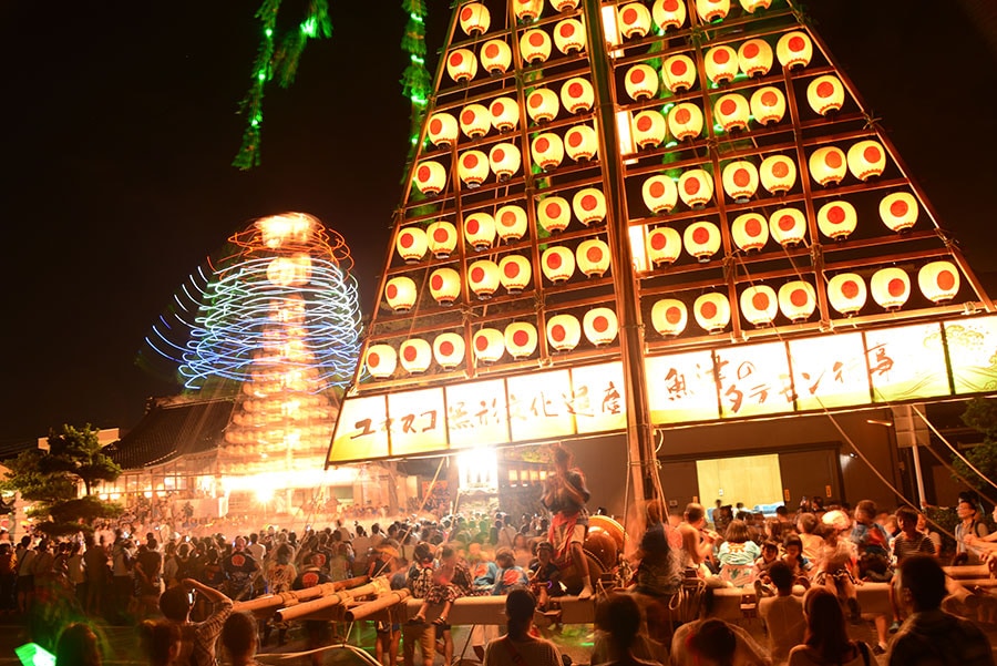 【富山県】たてもん祭り。写真提供：魚津市