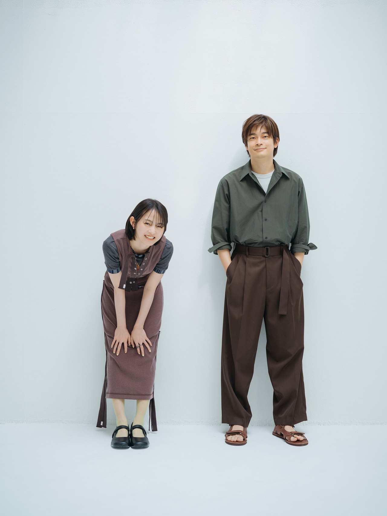 伊藤万理華さんと井之脇海さん。