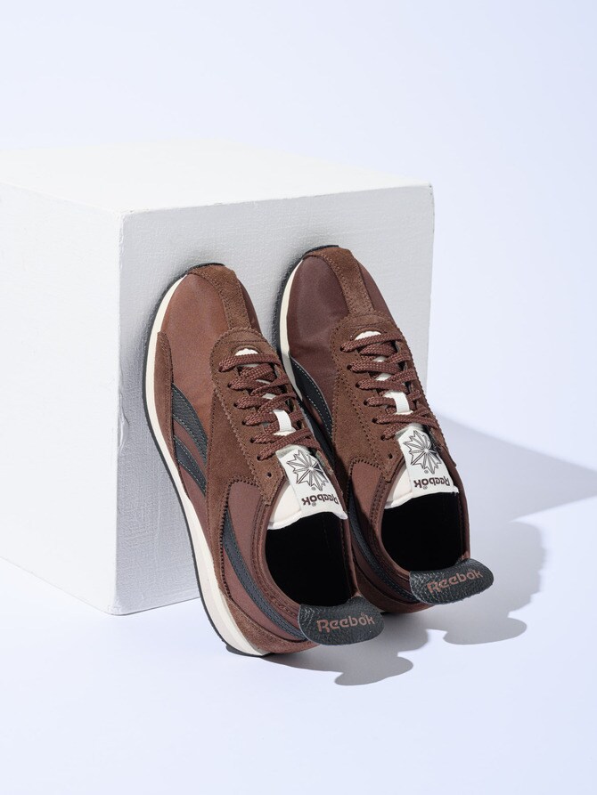 Reebok “R400 キャンパスブラウン”／13,200円。