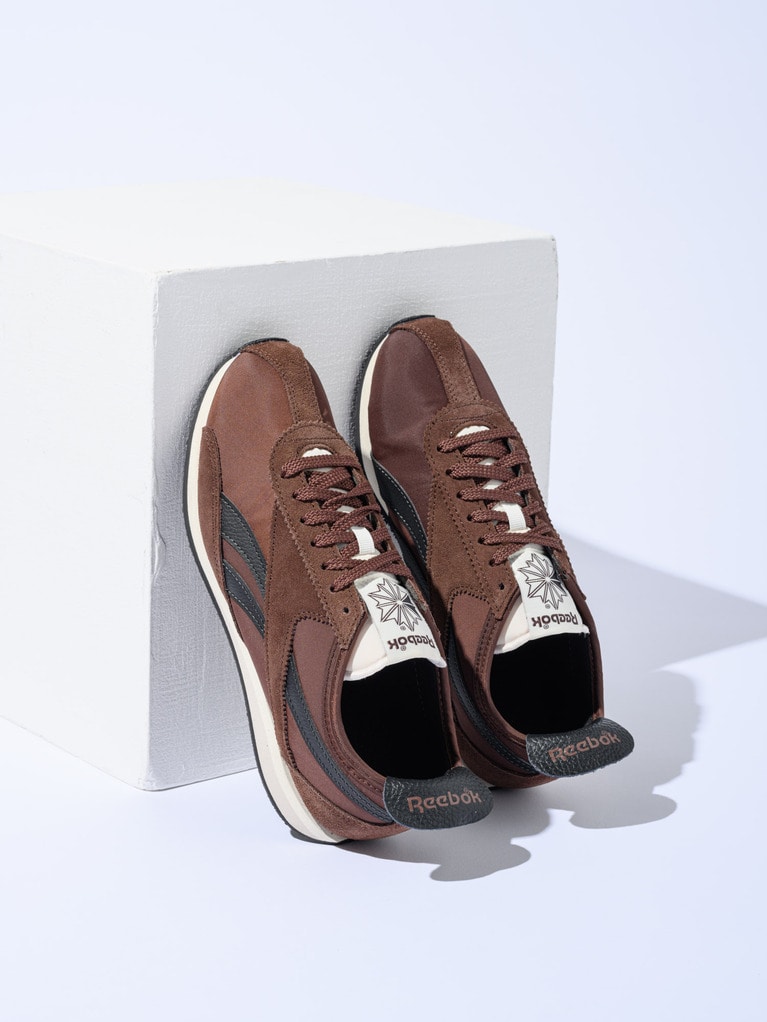 Reebok “R400 キャンパスブラウン”／13,200円。