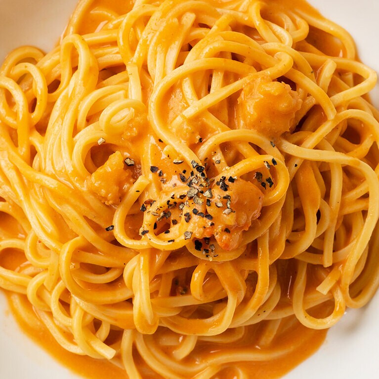 オマール海老の濃厚トマトクリームソースと生パスタ／Pan&