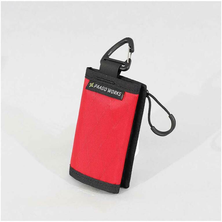 TRAIL BANK S レッド 2,800円。