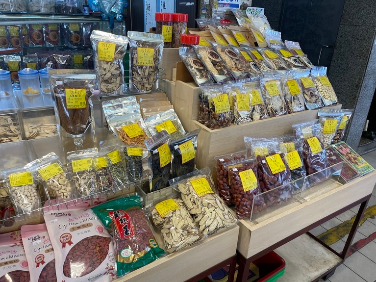 お店の方も親切で、使い方や作り方を説明してくれるのでご安心を。