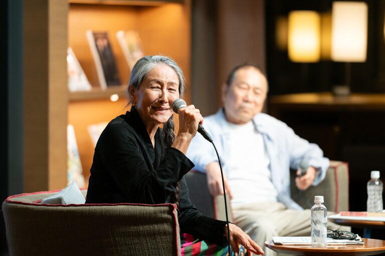 代官山 蔦屋書店で行われた浅野順子さんと近田春夫さんトークイベントにて。