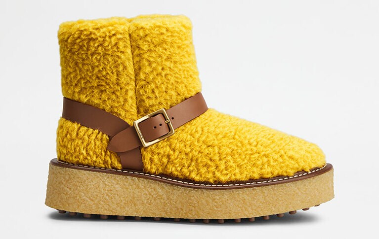 ブーツ H4cm 全3色 各119,900円／トッズ・ジャパン