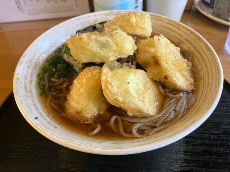 これがナス天？　すごいうまい