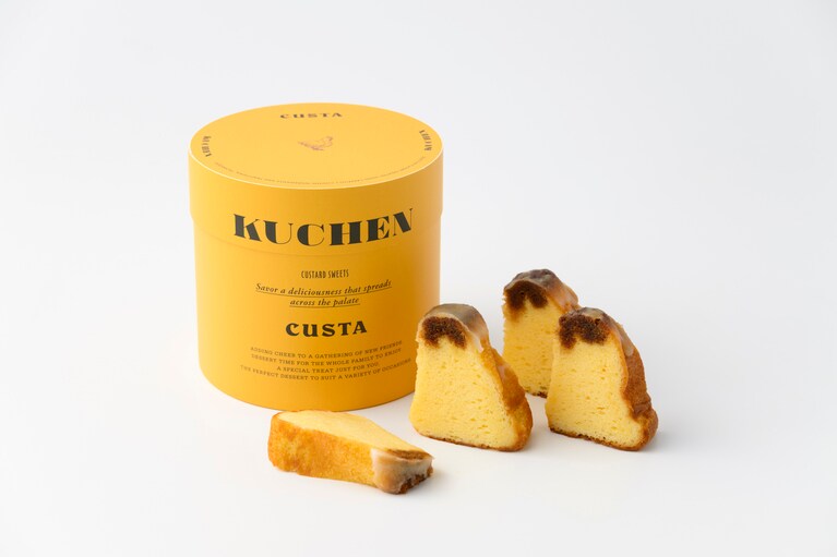 カスタードクーヘン 972円（4個入り）。※店舗限定販売。