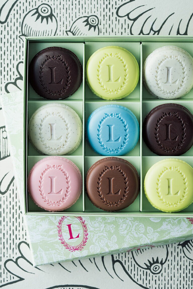 ウジェニー 18個入り 9,504円／ラデュレ