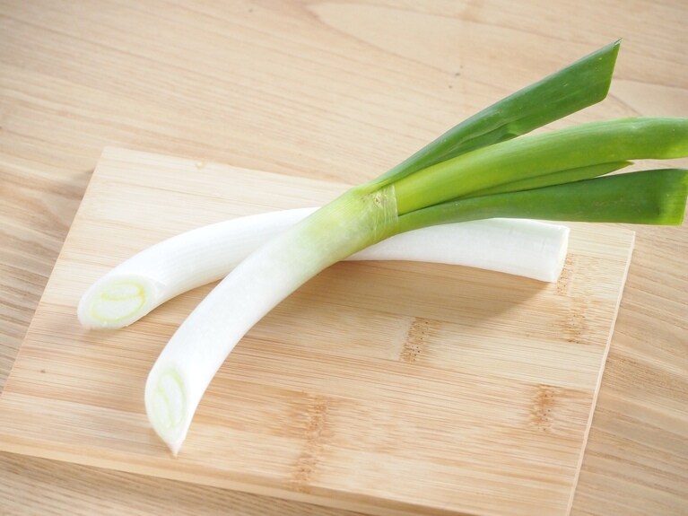 体をじんわりと温めて緊張をほぐしてくれる長ネギ。