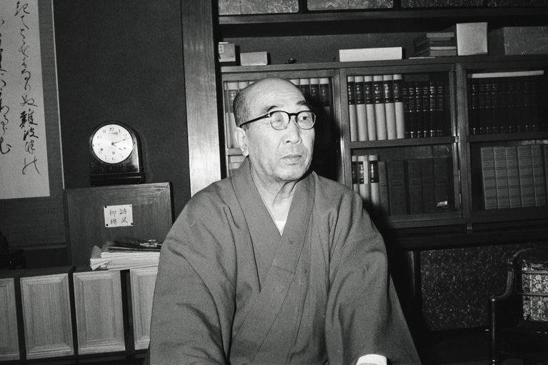 戦争でなかなか菓子の材料が手に入らない時でも、乱歩は三原堂に甘味を頼みに行った。