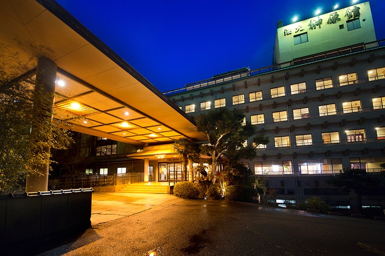 湯元 榊原舘［三重／榊原温泉］外観。