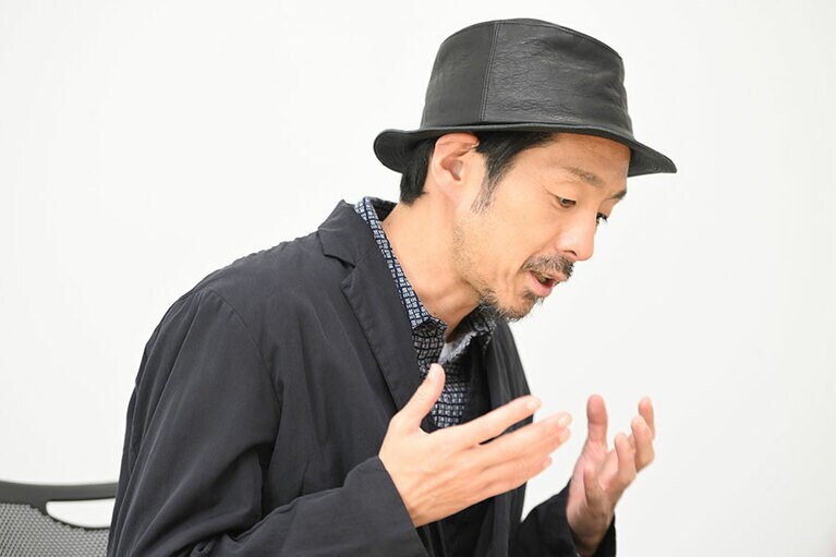 宮藤官九郎さん。