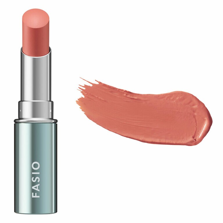 人気No.1カラーは、02 アプリコットベージュ！　肌なじみがよくて自然な可愛い唇になれると大人気。