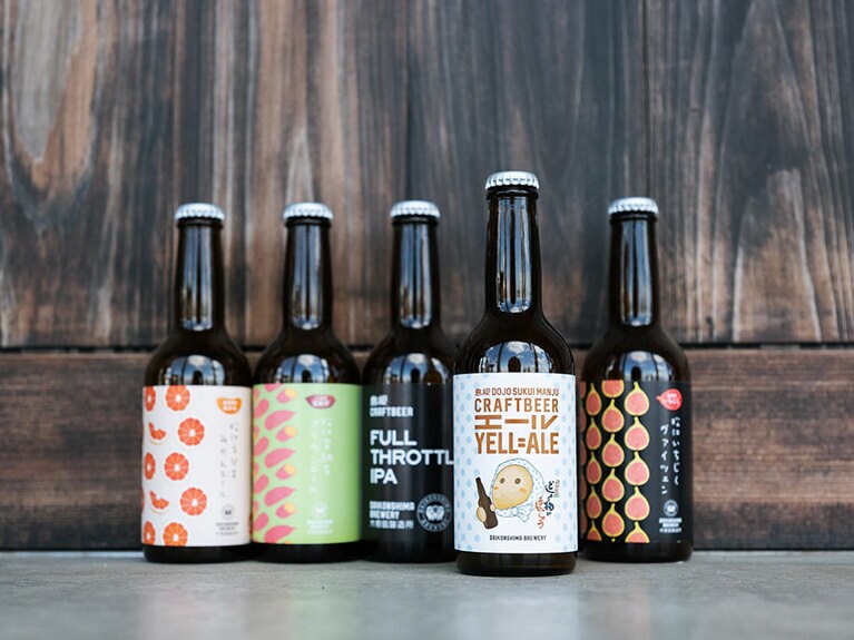 “どじょう掬いまんじゅうエール”のほか、キズものの農産品を使う“松江安納芋ブランエール”“松江えびすみかんエール”なども。1本 660円～。