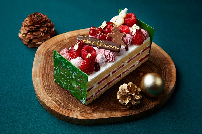 シャングリ・ラ 東京「ストロベリーショートケーキ」（Sサイズ 直径15×7.5cm／6,800円）。