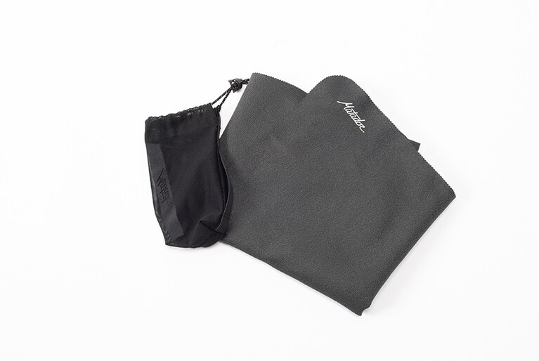 「マタドール」ウルトラライトトラベルタオル L。4,840円。