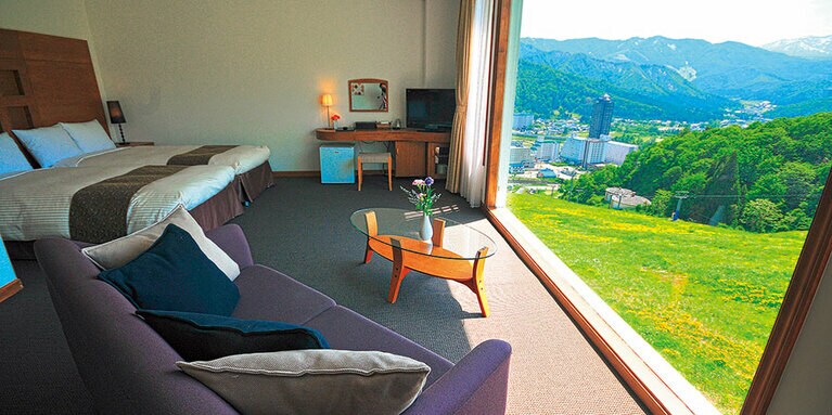 【ホテル シェラリゾート湯沢】