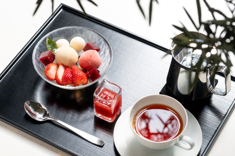 「いちごあんみつ」。