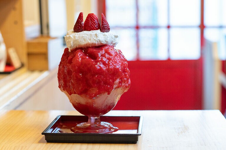 いちごのかき氷の贅沢を極めた「苺三昧」。1,900円。