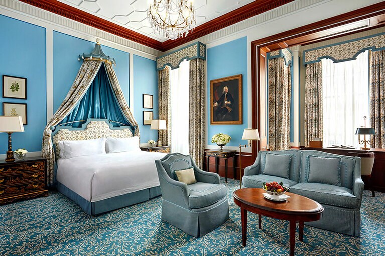 広々としたオープンプランの“エグゼクティブ・ジュニア・スイート”(1,600ポンド～)。