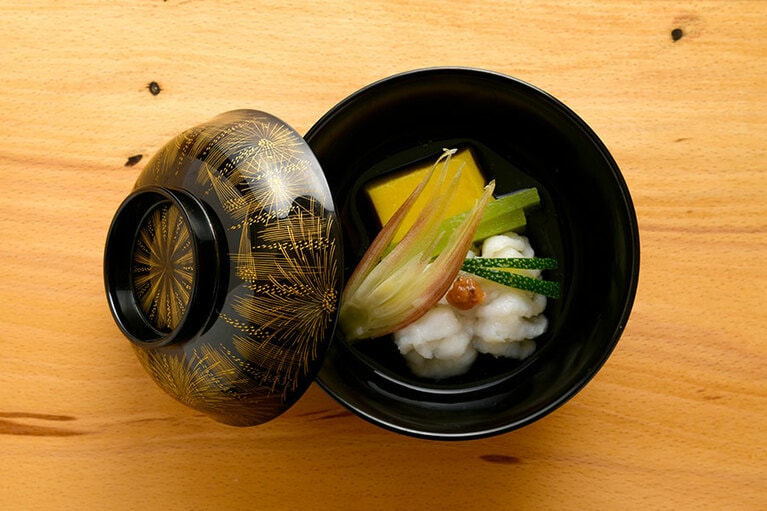 この日の椀物は、甘鯛の潮仕立て。