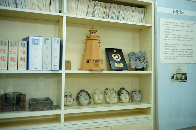 安乗の人形芝居は、安土桃山時代より伝承されてきた。国の重要無形民俗文化財に登録されており、毎年9月に安乗神社境内で上演される。