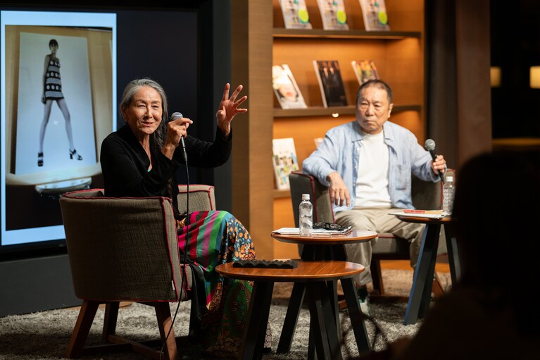 代官山 蔦屋書店で行われた浅野順子さんと近田春夫さんトークイベントにて。