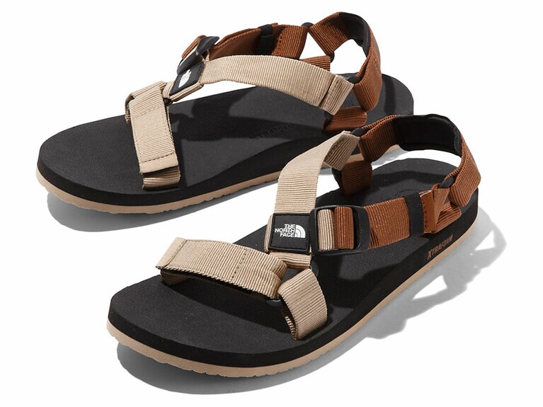 Ultra Stratun Sandalカーキ×キャラメルカフェ7,800円。