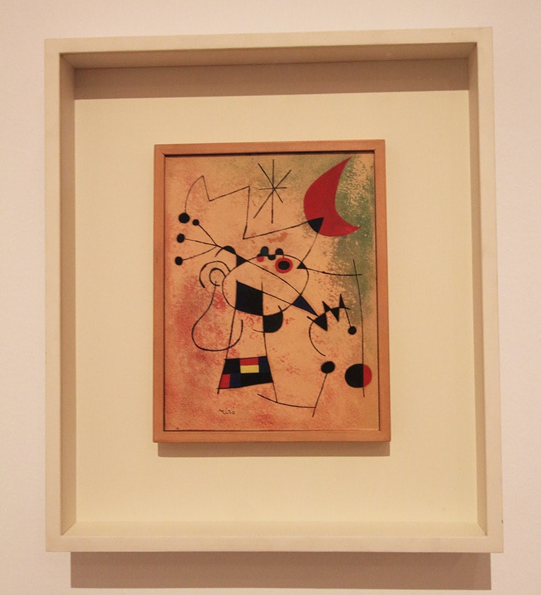 スペインのカタルーニャ地方出身の画家ホアン・ミロの、1955年の作品「月光で盲目になった雷鳥」。ミロはシュールレアリストの中でも異彩を放っている。