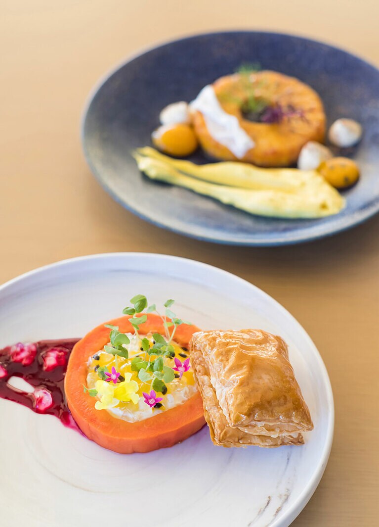 石垣珊瑚パパイヤやマンゴーを使ったデザート。