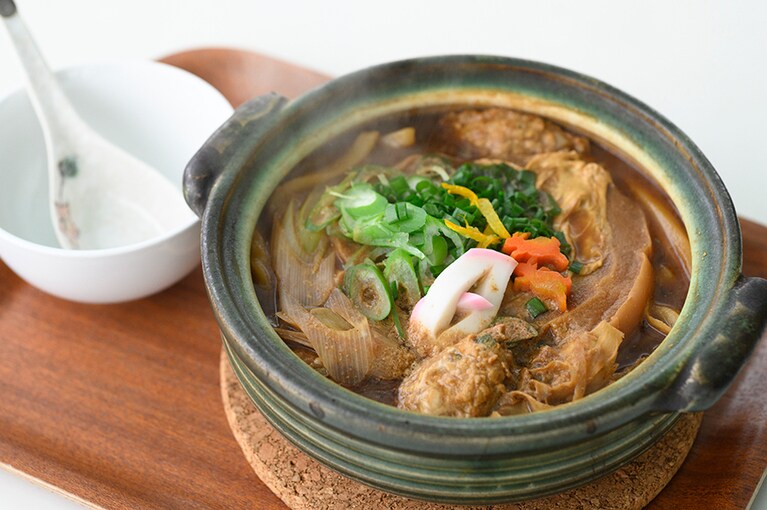 2月のアツアツメニューは「味噌煮込みうどん」1,300円。。冬季はなにかしら料理を1品用意。3月にはなべ焼きうどんが登場予定。そのほか、ナポリタンやカレーうどんも。