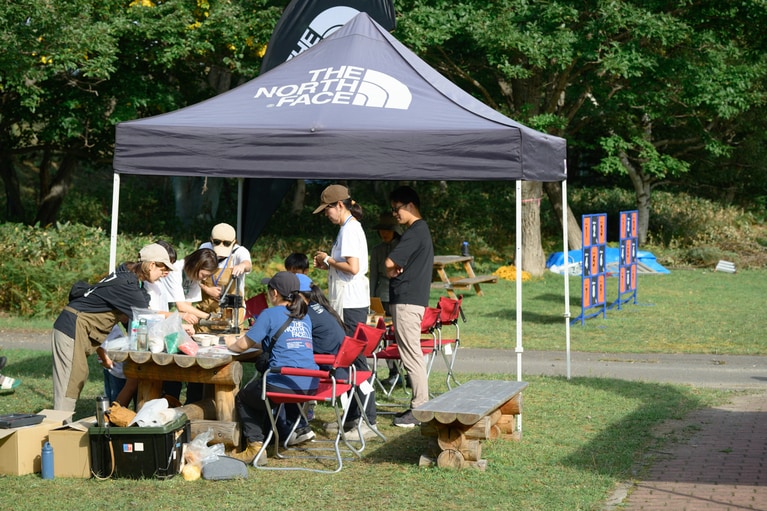 会場ではさまざまなワークショップを開催。観光客だけでなく、地元の親子連れや学生さんの姿もちらほら。