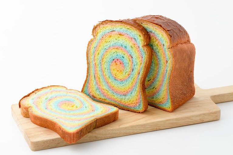 レインボーパン  1,155円(1斤、税込)。