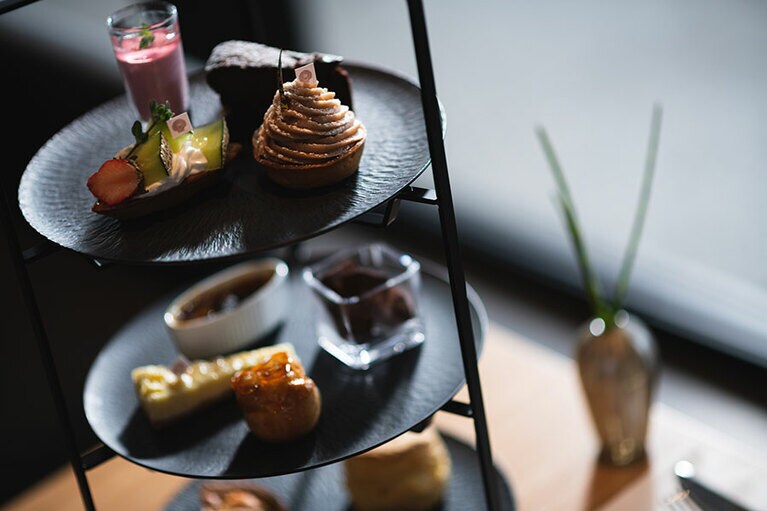 ラウンジ オーシャンブリーズ アフタヌーンティー。