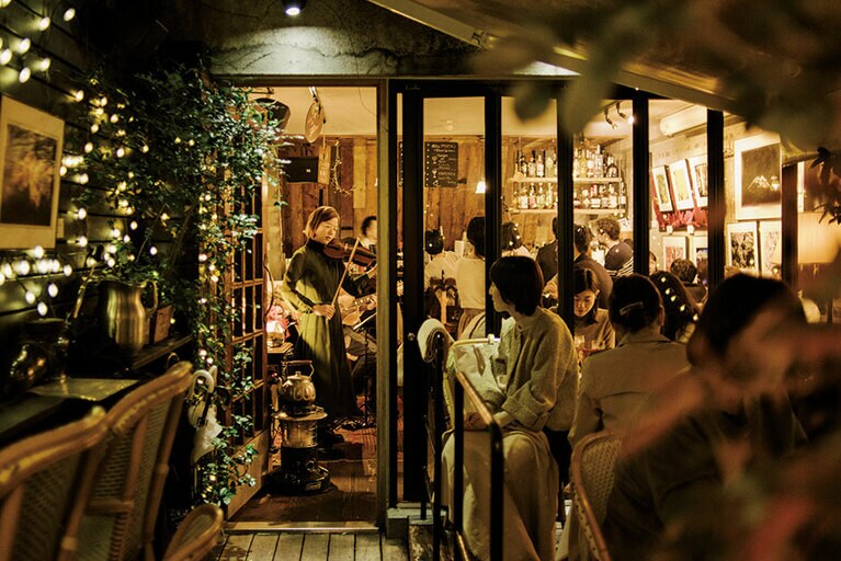 ビルの屋上のオアシス。