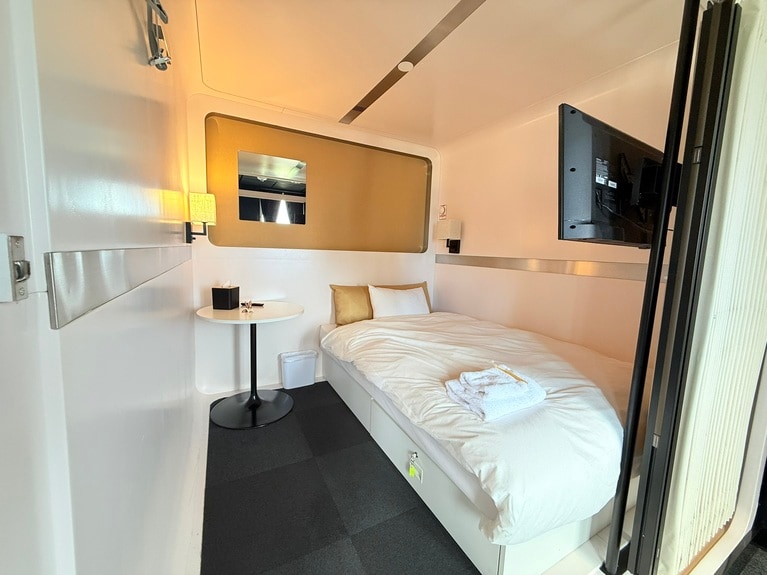 ファーストクラスの客室。