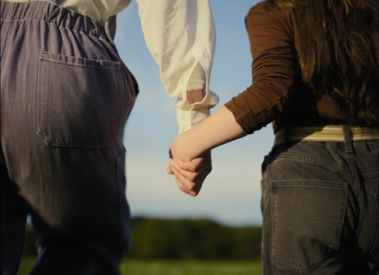 ヒューマントラストシネマ有楽町、新宿シネマカリテ、渋谷ホワイトシネクイントほか全国公開中『コット、はじまりの夏』© Inscéal 2022