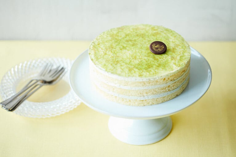 夏にぴったり爽やかケーキ。メロンのケーキ〈直径約15cm〉4,167円。
