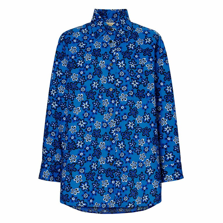 オーバーサイズシャツ(長袖) 3,990円。