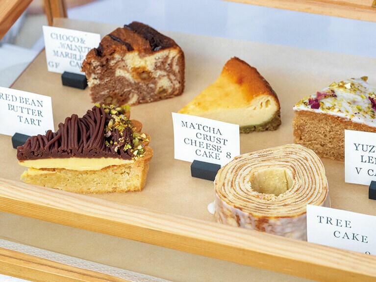 繊細な美味しさに心が和む「NAO KOFFE」の手作りスウィーツ。各$8。