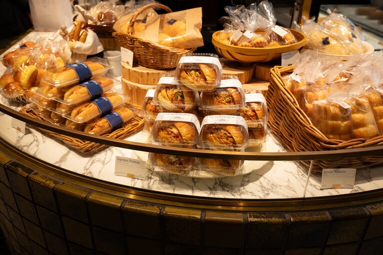 ふっくら柔らかなパンはどれも、素材の風味を大切にした、シンプルで飽きのこない味わい。