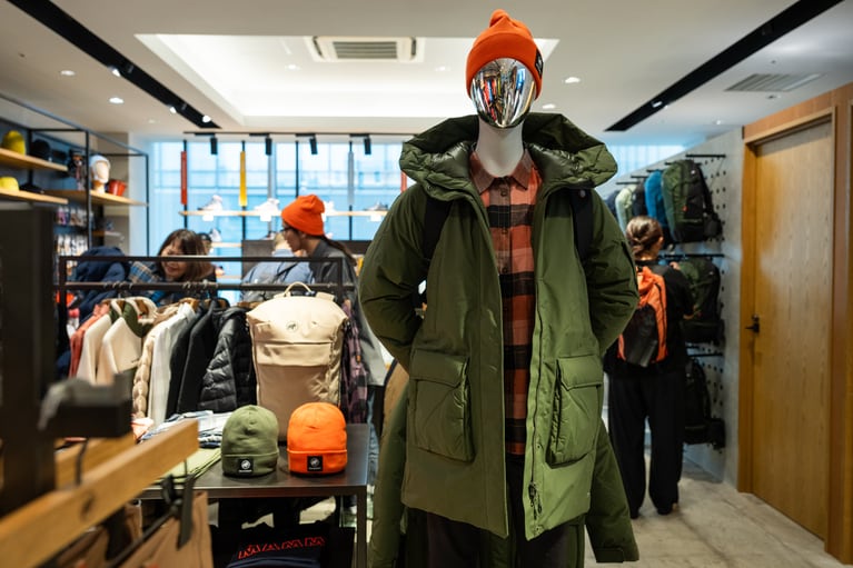 10月17日（木）に「マムート ＫＩＴＴＥ 丸の内」がオープン。