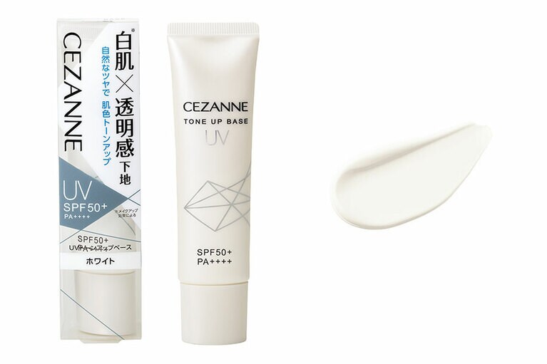 光をパン、と当てて明るくしたような肌に。ヒアルロン酸Naをはじめとする5種類の保湿成分を配合。無香料、タール系色素不使用、無鉱物油、アルコールフリー、パラベンフリーの処方なので、敏感な肌も使いやすい。UVトーンアップベース ホワイト 748円／セザンヌ