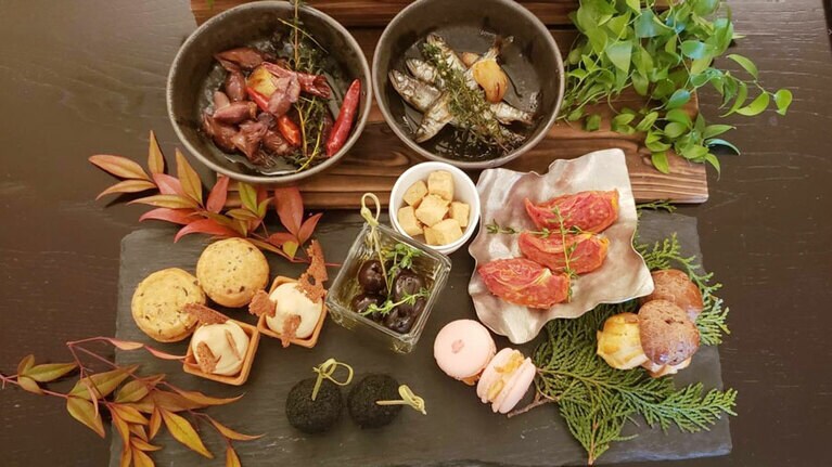 オードブルセット8種(2名より)  3,000円。