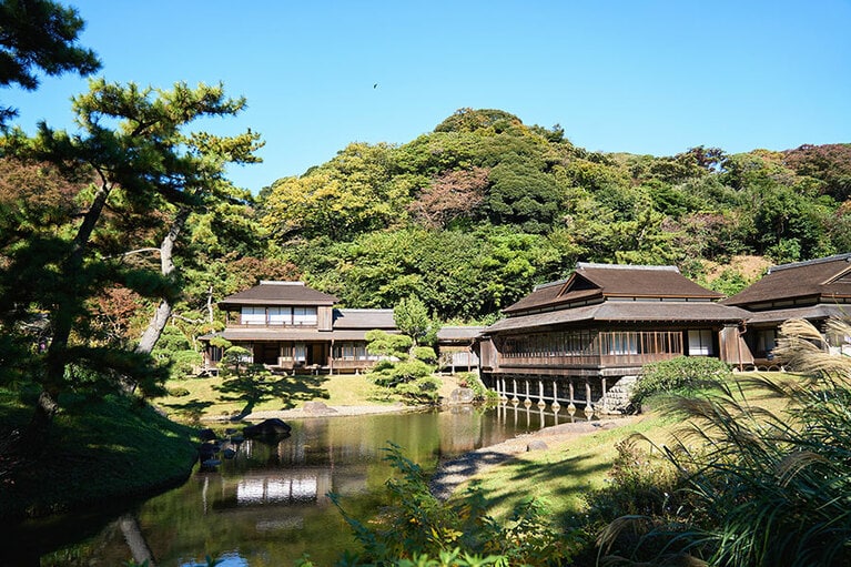 かつては“桃山御殿”と称された臨春閣は、1649年に建てられたもので、1917年に移築。