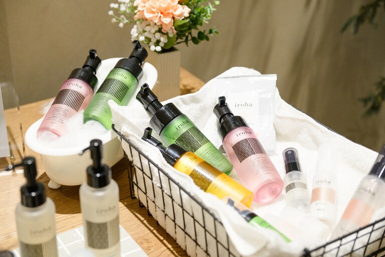 デリケートゾーンのセルフケア習慣を提案する「iroha INTIMATE CARE」は2017年3月より始動。