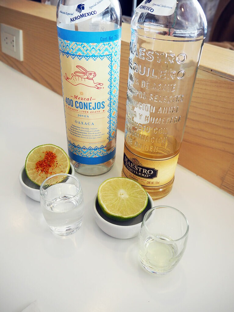 ライムをかじりながら飲むのがスタイル。